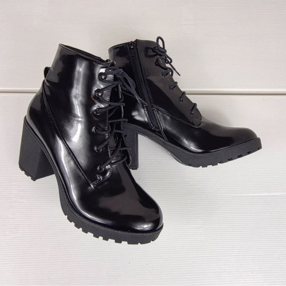 Simply Be Shiny Black Lace-Up Ankle Boots - Picture 3 of 7